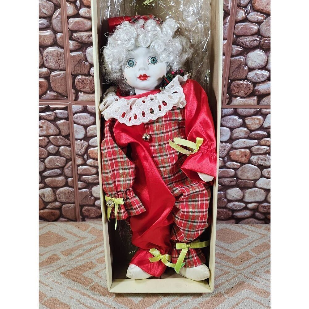Vintage Musical Goebel Christmas Doll Clown Victoria Ashlea -Rare